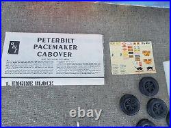 Amt Peterbilt Cabover Pacemaker 352 Truck Model Kit 1/25 Scale Vintage