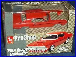 Amt Pro Shop 1969 Mercury Cougar 1/25 Prepainted Plastic Model Kit