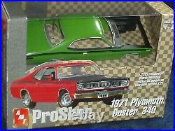 Amt Pro Shop 1971 Plymouth Duster 340 Green 1/25 Prepainted Plastic Model Kit