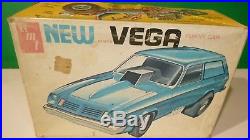 Amt T371 Chevy Vega Funny Van 1/25 Model Car Mountain Vintage