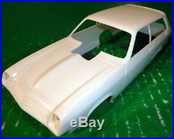 Amt T371 Chevy Vega Funny Van 1/25 Model Car Mountain Vintage