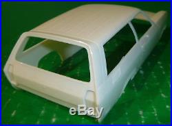 Amt T371 Chevy Vega Funny Van 1/25 Model Car Mountain Vintage