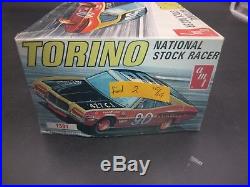Amt T391 F2 Ford Torino Race Grand National 1/25 Model Car Mountain