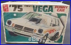 Amt T457 1975 Chevy Vega Funny Van 1/25 Model Car Mountain Vintage