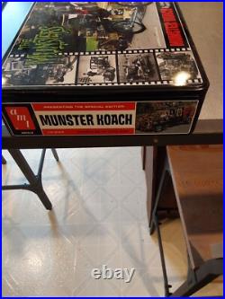 Amt The Muhsters Special Edition