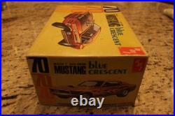 Amt Y729-200 Mustang Mach 1 Blue Crescent