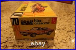 Amt Y729-200 Mustang Mach 1 Blue Crescent