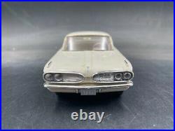 B20 AMT 1961 Pontiac Tempest 4 door annual built 1/25 MODEL Car McM