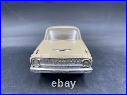 B4 AMT 1962 Ford FALCON Futura Coupe Friction vintage promo 1/25 McM