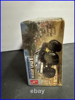BIGFOOT 4X4X4 AMT 1/25 Model Kit Original Monster Truck #6791 Sealedboxdamage