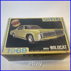 Buick Wildcat AMT Model Car 1/25 Scale Kit, Partially Assembled, with Box, etc