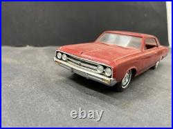 C14 AMT 1964 Oldsmobile Cutlass Hardtop vintage Promo model 1/25 McM