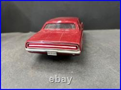 C20 AMT 1967 Ford Thunderbird vintage Promo model 1/25 McM C20 AMT 1967 Ford Thunderbird vintage Promo model 1/25 McM