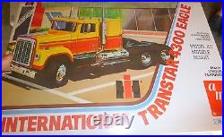 CASE OF 6 AMT 629 INTERNATIONAL 4300 CONVENTIONAL 1/25 Truck kit McM FS
