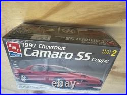 Camaro SS Coupe 1997 AMT USA Made Factory Sealed Vintage Kit! LT1 97
