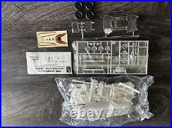 Camaro T-Top AHC-100 Plastic Model Kit By AMT 1/25th Scale