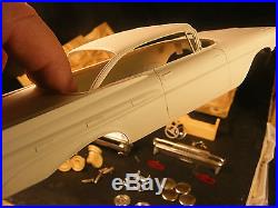 Dblt/resto Killer1959 Hardtop Amt Pontiac 3 In 1 Model Kit Screwbottom