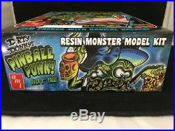 Dirty Donny's'Pinball Punk' Resin Monster Model Kit