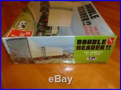 Double Header Doubles Vans Trailer Amt 38684 Model Kit Plastic 1/25 F/s Sealed