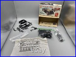 EARLY AMT 1/25 Vintage 32 Ford B Roadster Trophy Series O/C Mint Kit Nice OOP