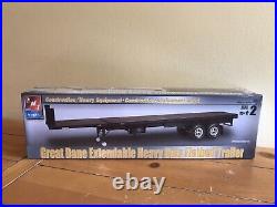 ERTL 1/25 International Transtar II Eagle & AMT 1/25 Flatbed Trailer F/S