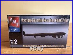 ERTL 1/25 International Transtar II Eagle & AMT 1/25 Flatbed Trailer F/S