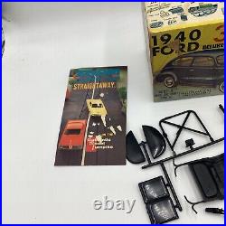 Early 60's AMT #240 1939-1940 Ford 3 in 1 Customizing Kit 125 Scale Unstarted