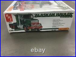 Ertl Amt Kenworth Alaskan Hauler 1/25 Scale Model Kit