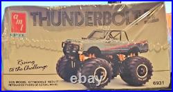 FACTORY SEALED AMT/ERTL Thunderbolt II Truck Kit #6931 Chevy V8 1/25 Model Kit