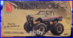 FACTORY SEALED AMT/ERTL Thunderbolt II Truck Kit #6931 Chevy V8 1/25 Model Kit
