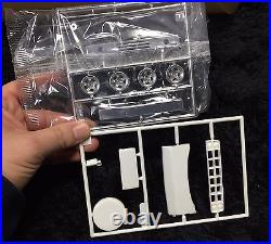 FORD HYPER HUT VAN Japan Edition 1/25 MODEL KIT AMT / GAKKEN JAPAN