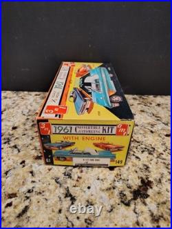 Ford 61 Convertible 1961 Model Kit AMT 3 in 1 1/25 Scale NEW Unbuilt K-111