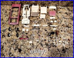 Ford 61 Convertible 1961 Model Kit AMT 3 in 1 1/25 Scale NEW Unbuilt K-111