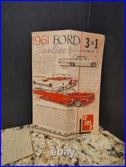 Ford 61 Convertible 1961 Model Kit AMT 3 in 1 1/25 Scale NEW Unbuilt K-111 Ford 61 Convertible 1961 Model Kit AMT 3 in 1 1/25 Scale NEW Unbuilt K-111