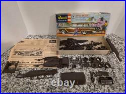 Ford Country Squire Station Wagon 1957 1/25 Model Kit REVELL NEW Unbuilt H-1220