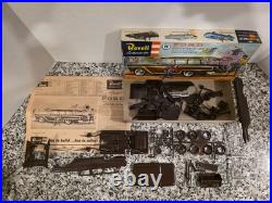 Ford Country Squire Station Wagon 1957 1/25 Model Kit REVELL NEW Unbuilt H-1220