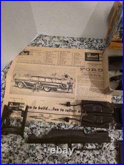 Ford Country Squire Station Wagon 1957 1/25 Model Kit REVELL NEW Unbuilt H-1220