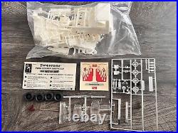 Ford Courier Pick Up'Firestones Super Stones', Model Kit 1/25, By AMT