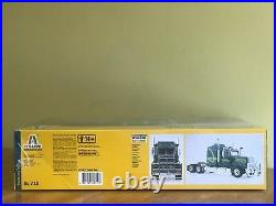 Italeri 1/24 Australian Truck and AMT 1/25 Extendable Heavy Duty Flatbed Trailer