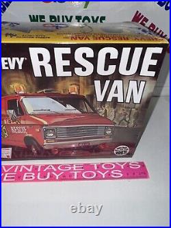 L@@k! Rare Factory-sealed # Amt812/12 Vintage Amt Chevy Rescue Van Kit