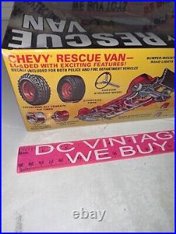 L@@k! Rare Factory-sealed # Amt812/12 Vintage Amt Chevy Rescue Van Kit