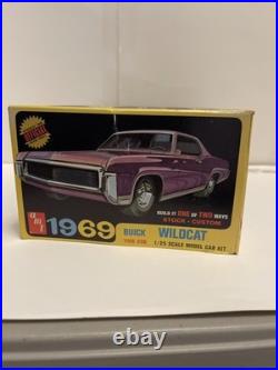 L@@k! Rare! Original Vintage Amt 1969 Buick Wildcat Kit Complete Super C@@l