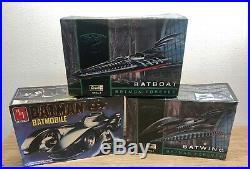 Lof 3 Vintage AMT Ertl Revell Batman & Forever Model Kits- Batmobile, wing, Boat