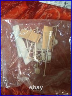 M6A 70s AMT Incomplete sealed in a Monogram Chevy Street Van Model Kit Vanpire