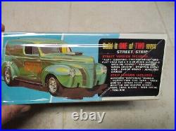 MIB 1969 Orig Issue VTG'40 Ford Sedan 2in1 Model/Kit AMT USA 2540 1940 1/25