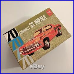 MODEL CAR KIT LOT (2 KITS) AMT Chevrolet SS Impala & 66 Buick Riviera 1/25