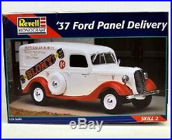 MODEL CAR LOT T (3) 1/25 AMT & REVELL MONOGRAM CHEVROLET & FORD truck kits