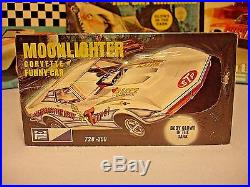 Mpc 1970 Chevy Corvette Moonlighter Glow-in-the-dark Funny Car #728-200 Amt Kit