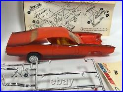 MPC 1971 Dodge Charger Annual Kit Model Car #7107 APPEARS COMPLETE Partial Build