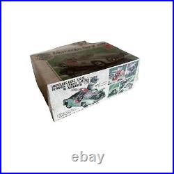 Mercedes-Benz 300SL German Grand Touring Coupe Model Kit 1/25 Scale AMT